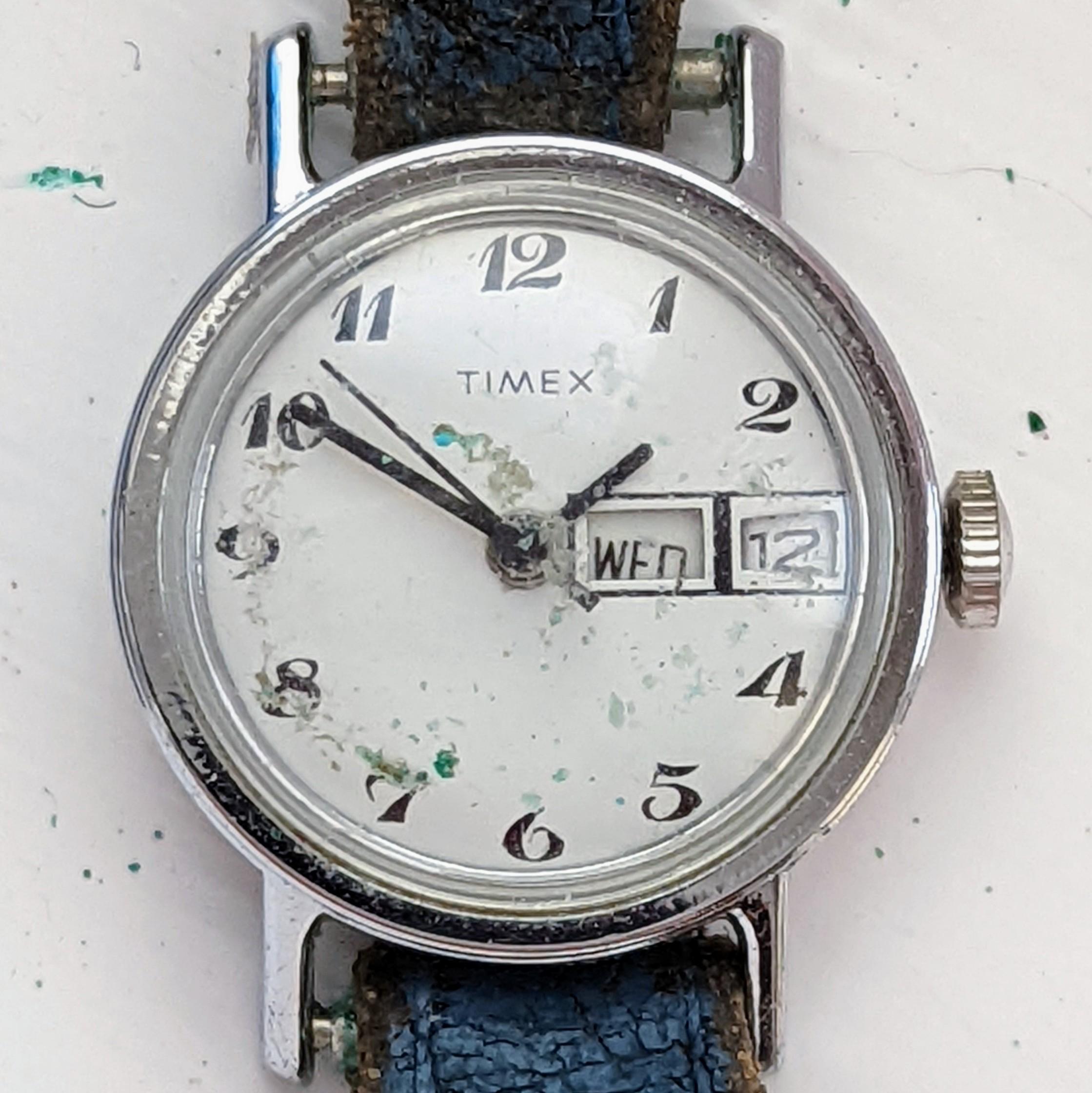 Vintage Timex Petite 13850-10275 1975