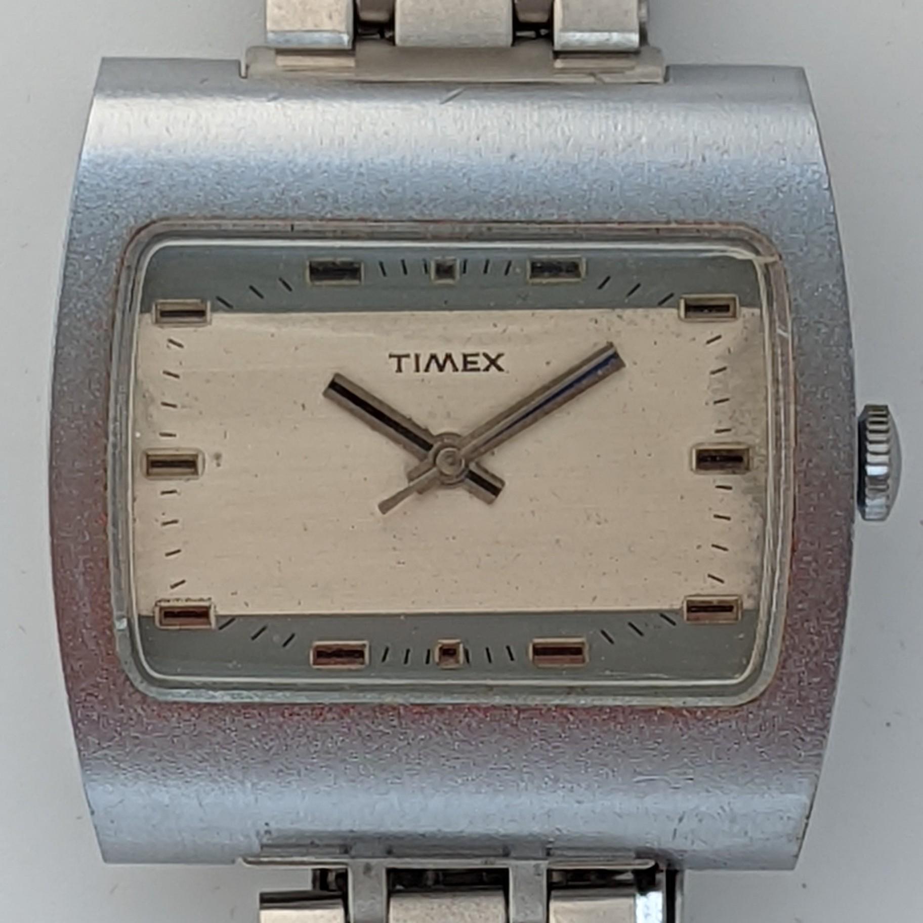 Vintage Timex Mercury 16450-02474 1974