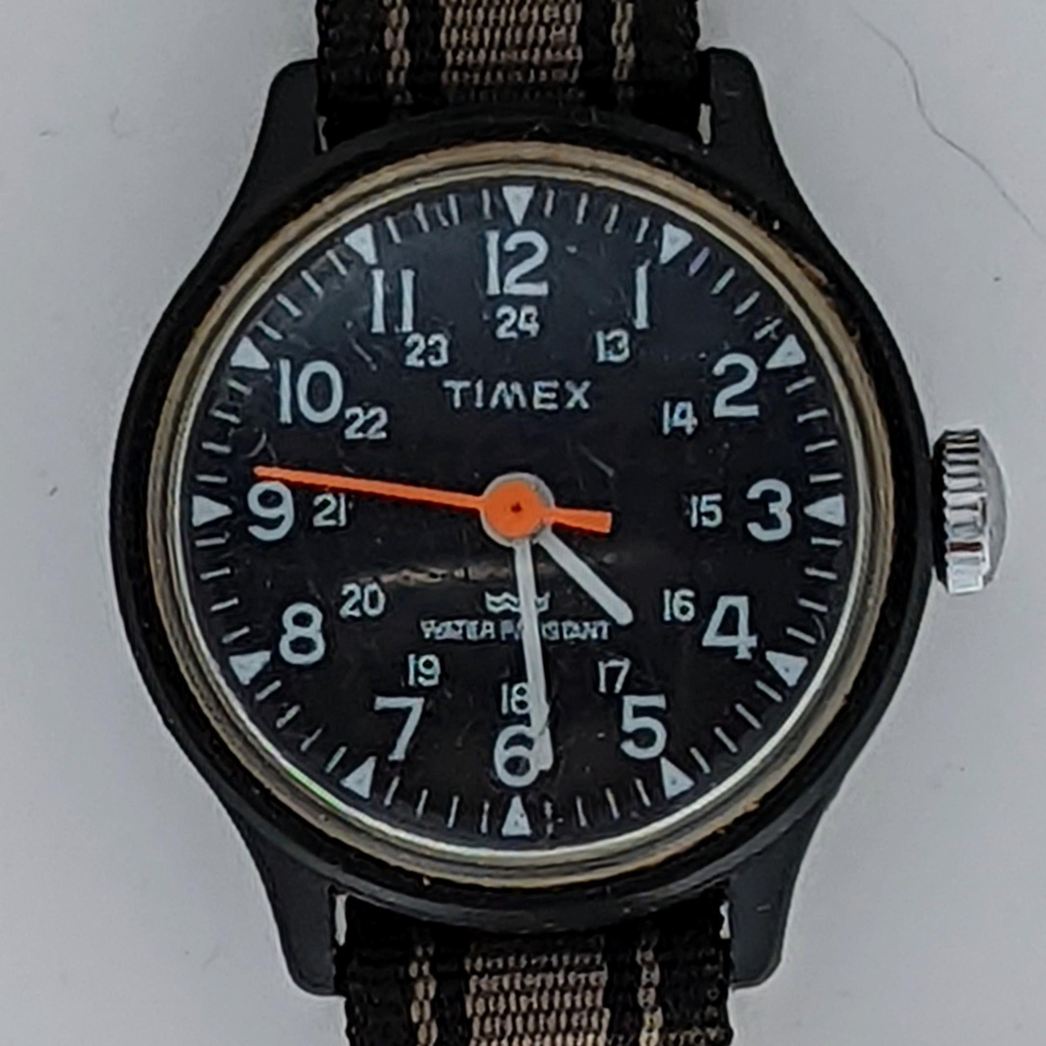 Vintage Timex Petite 19971-10183 1983