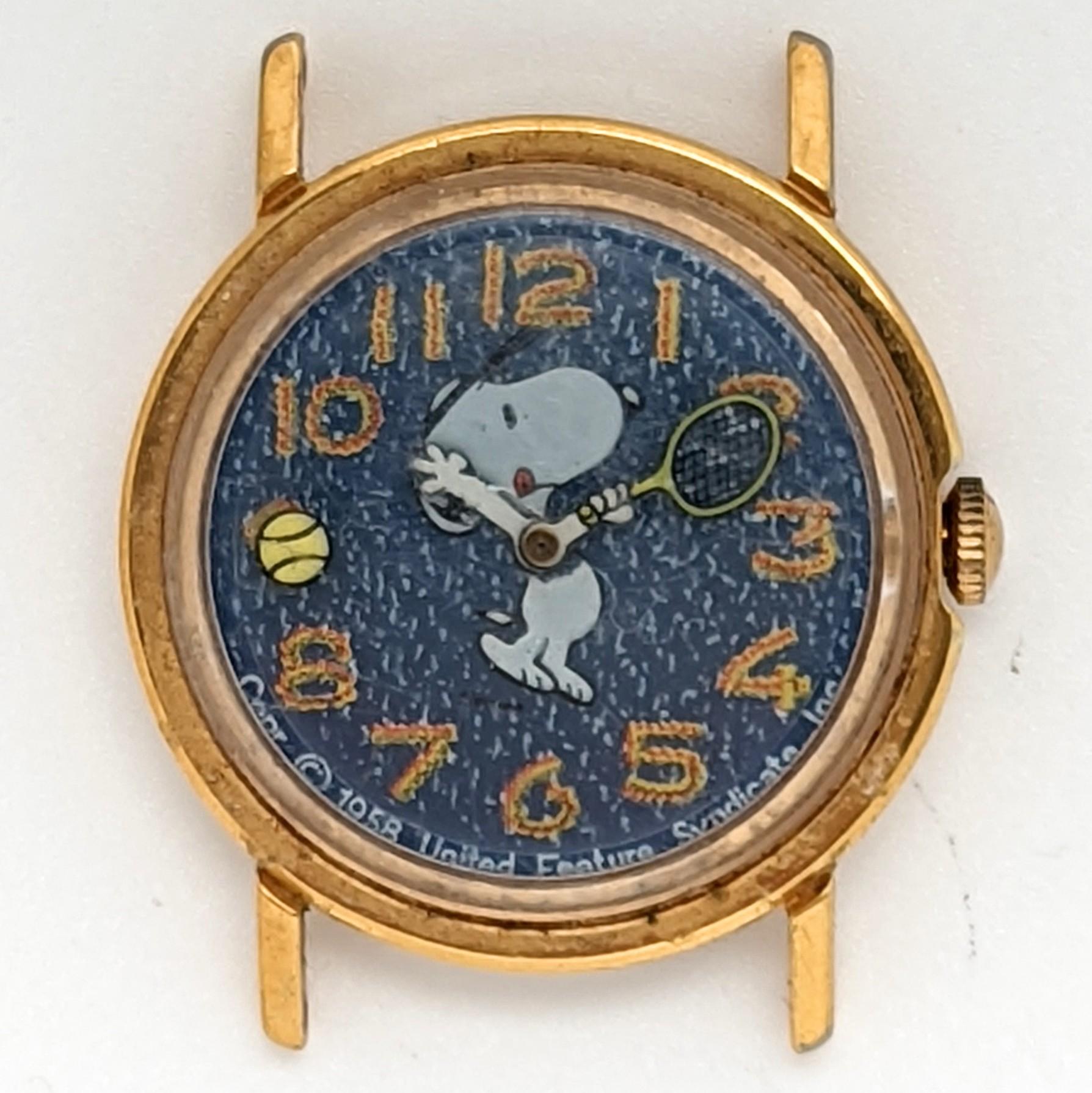 Vintage Timex Marlin 39019-02477 Peanuts Snoopy Tennis 1977