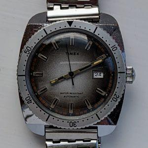 Timex Viscount Calendar Automatic Dive Watch 47671 03276 [1976]