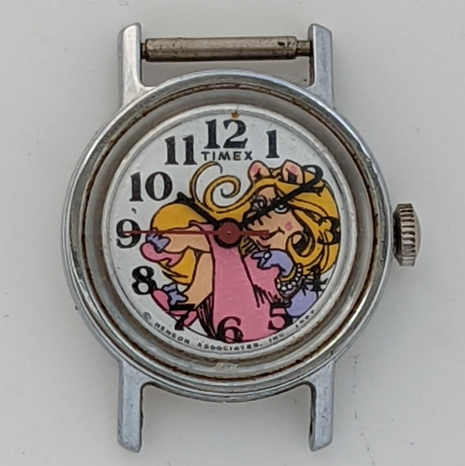 Vintage Timex Petite 80172-10183 Muppets Miss Piggy