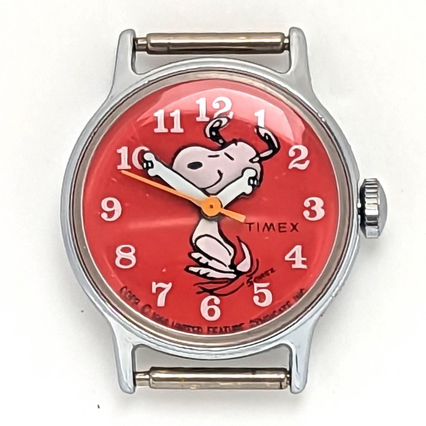 Vintage Timex Petite 81761-10184 Peanuts Snoopy 1984