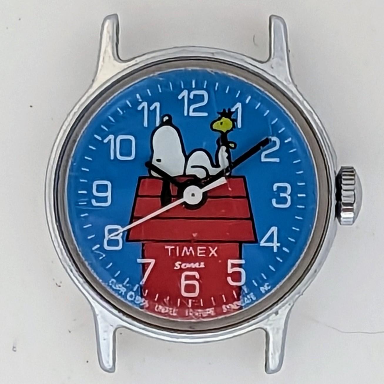 Vintage Timex Petite 81771-01484 Peanuts Snoopy 1984