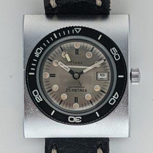 Timex Marlin Calendar Dive Watch 27773 2572 [1972]