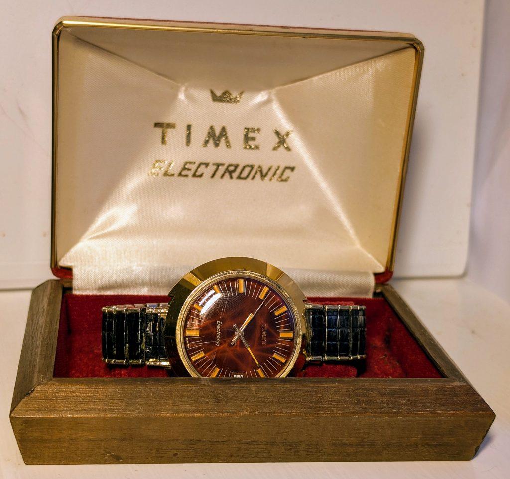 1971 timex electronic red nebula watch box